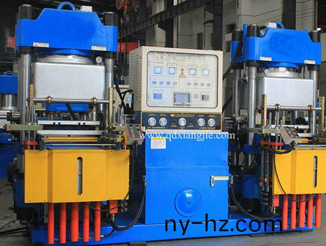 抽(chou)真空(kong)平(ping)闆(ban)硫(liu)化(hua)機(jī)