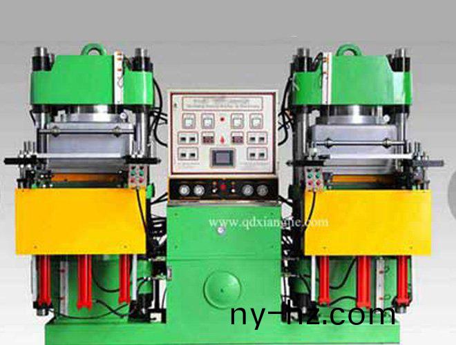 抽(chou)真(zhen)空(kong)平(ping)闆(ban)硫(liu)化(hua)機(jī)