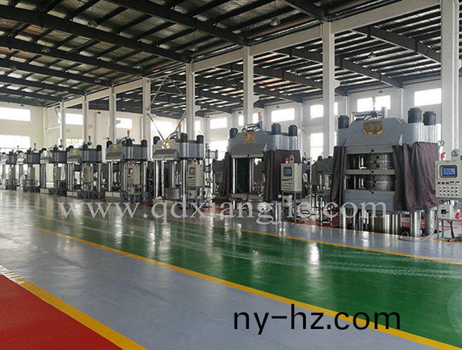 新設(shè)(she)計(jì)(ji)實(shí)(shi)心胎硫(liu)化(hua)機(jī)